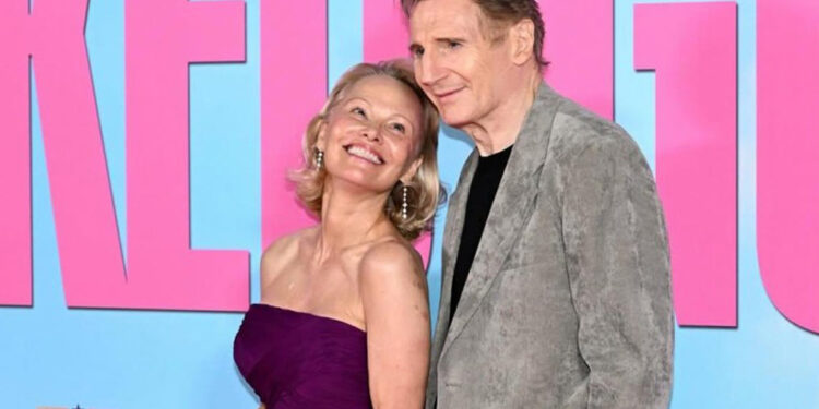 Pamela Anderson y Liam Neeson confirman romance tras filmación