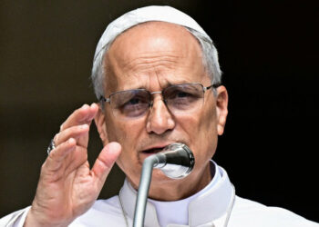 Papa León XIV vuelve al Vaticano tras 16 días de vacaciones