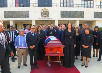 Rinden homenaje póstumo a “Fello” Suberví en Congreso, Alcaldía y partidos políticos