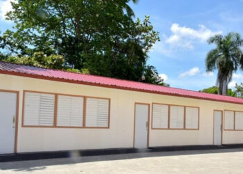 Selinée Méndez exige al ministro de Educación rendir cuentas por crisis en escuelas