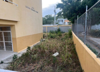 Vandalizan liceo en Azua inaugurado en 2020 y aún sin uso