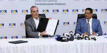 Abinader promulga ley de contrataciones públicas 47-25