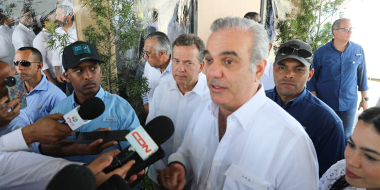 Abinader asegura que no se afectará el Jardín Botánico con ampliación vial