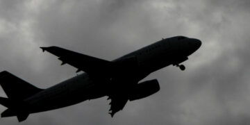 Aumentan turbulencias aéreas por efecto del cambio climático