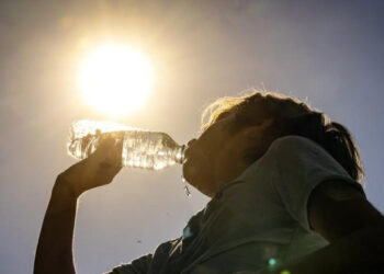 Calor de hasta 36 °C y chubascos este viernes en RD
