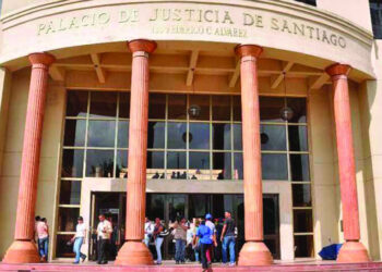 Clausuran parque acuático en Santiago tras muerte de niño
