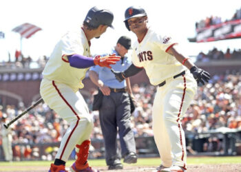 Devers llega a 28 jonrones y Gigantes aplastan a Orioles