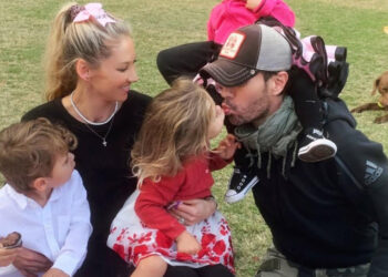 Enrique Iglesias y Anna Kournikova esperan su cuarto hijo