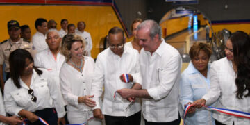Gobierno incorpora trenes de seis vagones al Metro de Santo Domingo