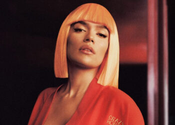 Karol G será la primera artista latina en el cabaré Crazy Horse