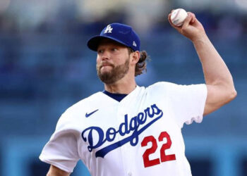 Kershaw vence a Scherzer en duelo histórico entre ases del montículo