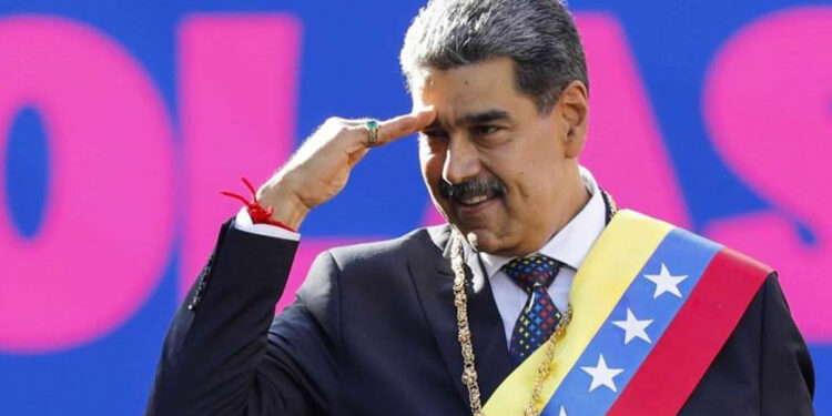 Maduro despliega 4.5 millones de milicianos tras recompensa de EEUU
