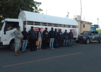 Migración sanciona a 28 empresas por contratar extranjeros indocumentados