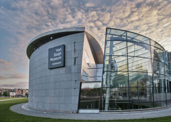 Museo Van Gogh advierte posible cierre por falta de financiación estatal