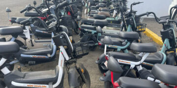 PN devuelve 56 motonetas eléctricas retenidas en Santiago