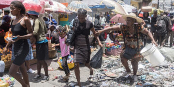 Policía haitiana advierte a desplazados no volver tras llamado de Barbecue