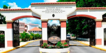 Profesores de la UASD llaman a paro por salario y fusión