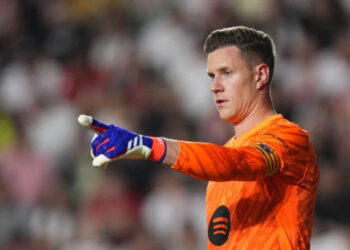 Ter Stegen recupera la capitanía en el Barcelona