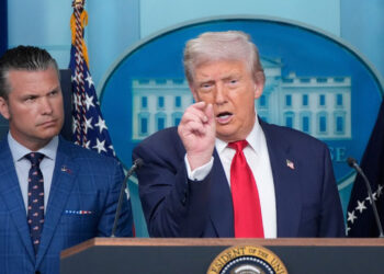 Trump toma control de la policía de Washington y despliega la Guardia Nacional