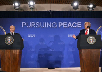 Trump y Putin no logran acuerdo sobre Ucrania, pero ven avances