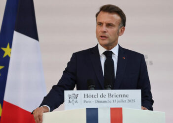 Macron: Rusia es “una amenaza para los europeos” y “potencia de desestabilización”