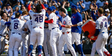 Turner define con jonrón en la novena y los Cachorros vencen 5-3 a Orioles
