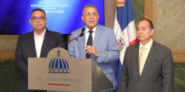 Abinader ordena entregar a Procuraduría informe de irregularidades en Senasa