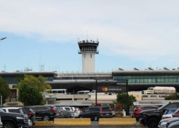 Aeropuerto Las Américas restablece energía en zona sur, mientras continúa fallo en el área norte
