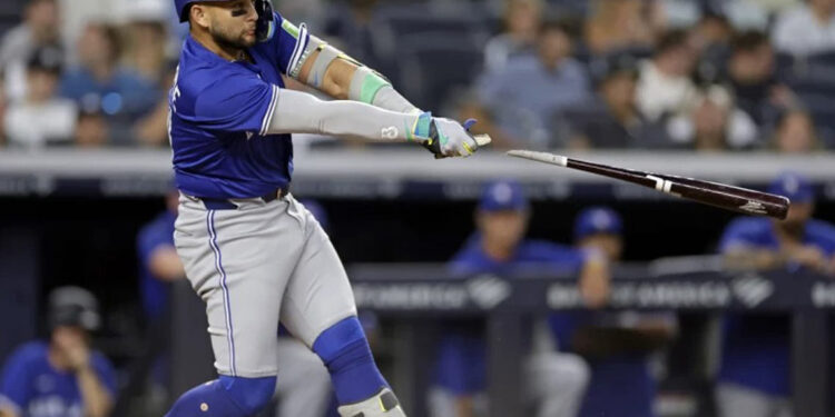 Bo Bichette entra a lista de lesionados de 10 días por esguince en la rodilla izquierda