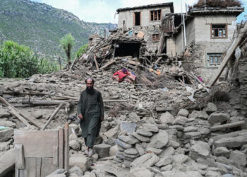China donará 7 millones de dólares en ayuda a Afganistán tras terremoto