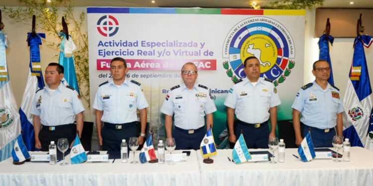 Fuerza Aérea Dominicana cierra la XXV Actividad Especializada de la CFAC