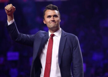 Funeral de Charlie Kirk en Glendale se realiza bajo máxima seguridad por tensiones y amenazas