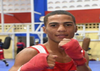 Junior Alcántara avanza a cuartos de final en el Mundial de Boxeo en Liverpool