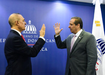 Juramentan a José Luis López Pérez como director de Promese/CAL