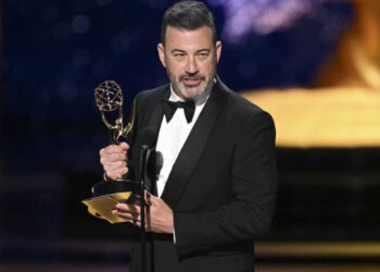 Kimmel regresa al late night con monólogo emotivo y sin disculpas