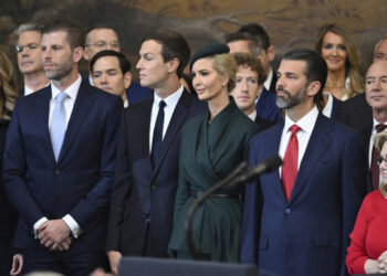 La familia Trump eleva su fortuna a 6,000 millones con criptomoneda WLFI