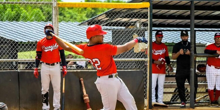 Leones del Escogido vencen a Toros en inicio de pretemporada