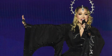 Madonna regresa a Warner tras 20 años y anuncia nuevo álbum