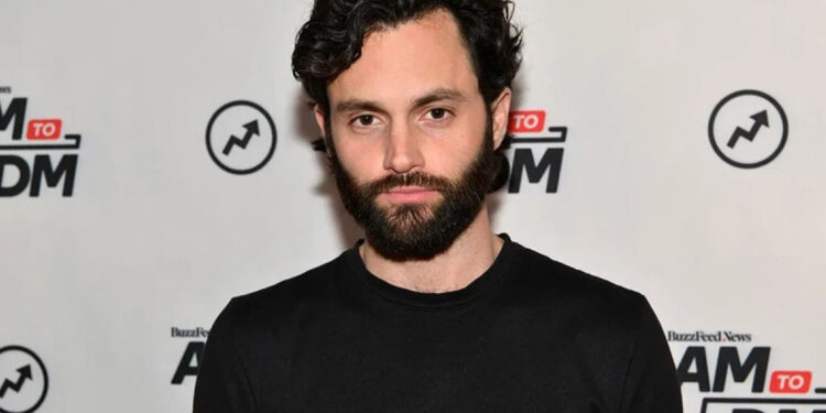 Penn Badgley, estrella de “You”, anuncia que es padre de gemelos
