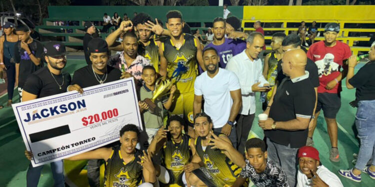 Piratas se coronan campeones del baloncesto de Cenoví tras 11 años