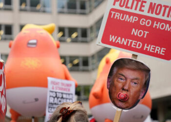 Protestas y arrestos marcan la visita de Trump a Londres