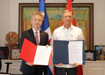 RD y China firman cooperación económica por 40 millones de dólares