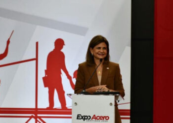 Raquel Peña anuncia carretera del Ámbar con fondos del presupuesto
