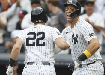 Rice y Fried brillan en triunfo de Yankees sobre Azulejos
