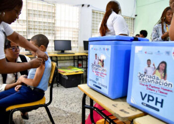 Salud Pública inicia jornada escolar de vacunación