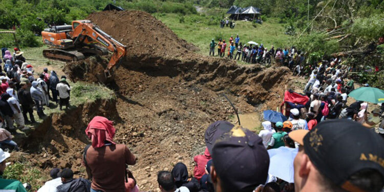 Siete mineros atrapados en socavón ilegal tras derrumbe en Cauca, Colombia