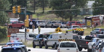 Tres adolescentes en estado crítico tras tiroteo en escuela de Denver