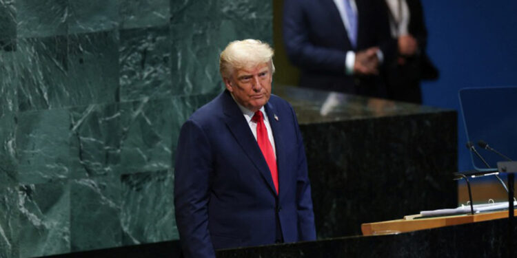 Trump dice que Ucrania puede recuperar todo su territorio de Rusia