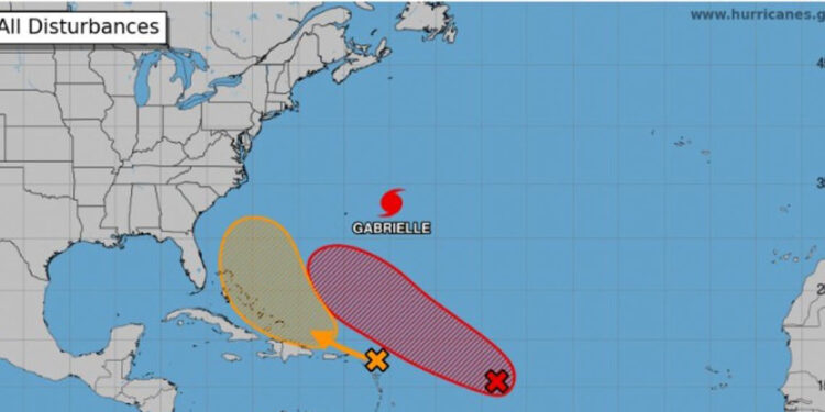 Vaguada provocará aguaceros este martes mientras vigilan onda tropical