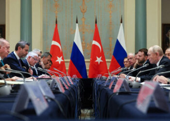Xi y Putin critican a Occidente en cumbre de la OCS en China